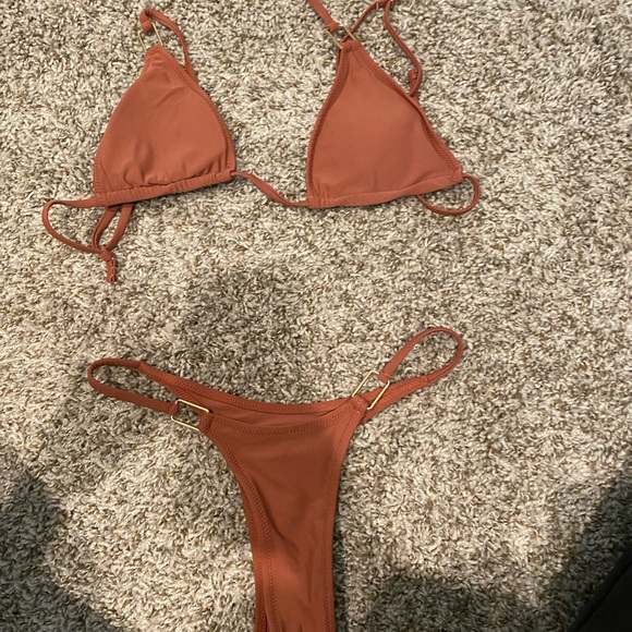 That’s so fetch bikini - Picture 2 of 4